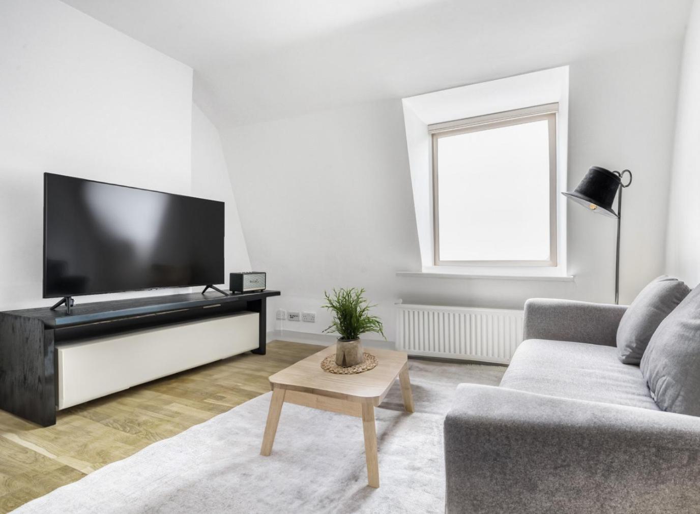 Modern City Living In Prime Location Appartamento